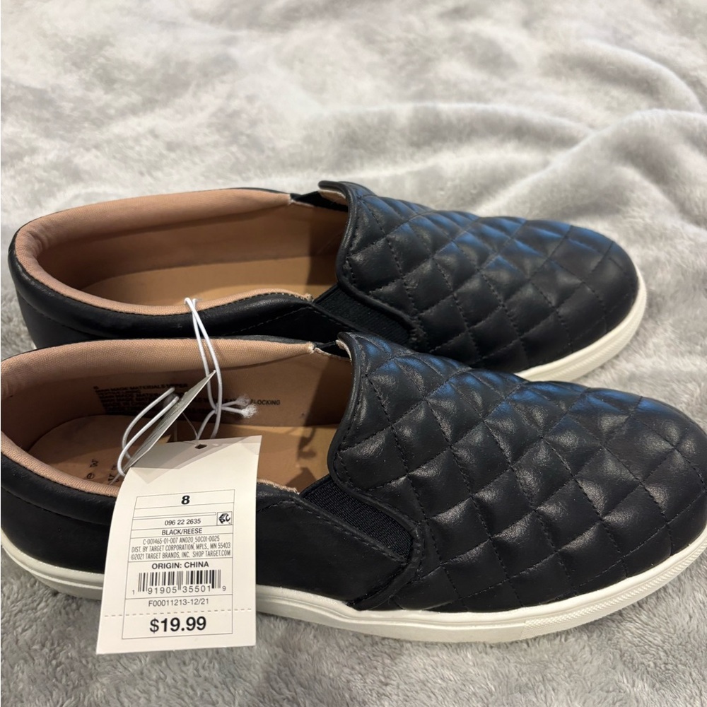 Black Quilted Slip-On women’s Shoes